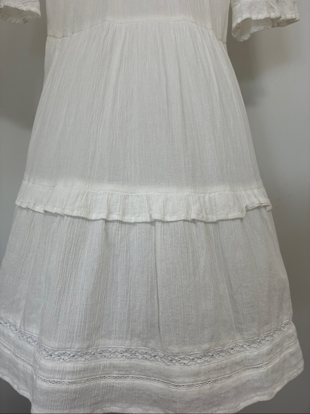 Rails Dress White Ruffle Trim Midi Dress Size Small NWOT - Picture 4 of 7